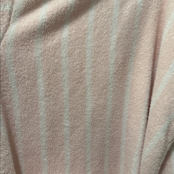 Brooklinen Super Plush Pink & White Striped Women's Robe - Picture 5 of 6